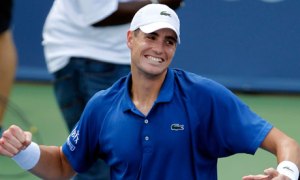 John Isner celebrates his come back against Del Potro (thanks to www.theguardian.com)